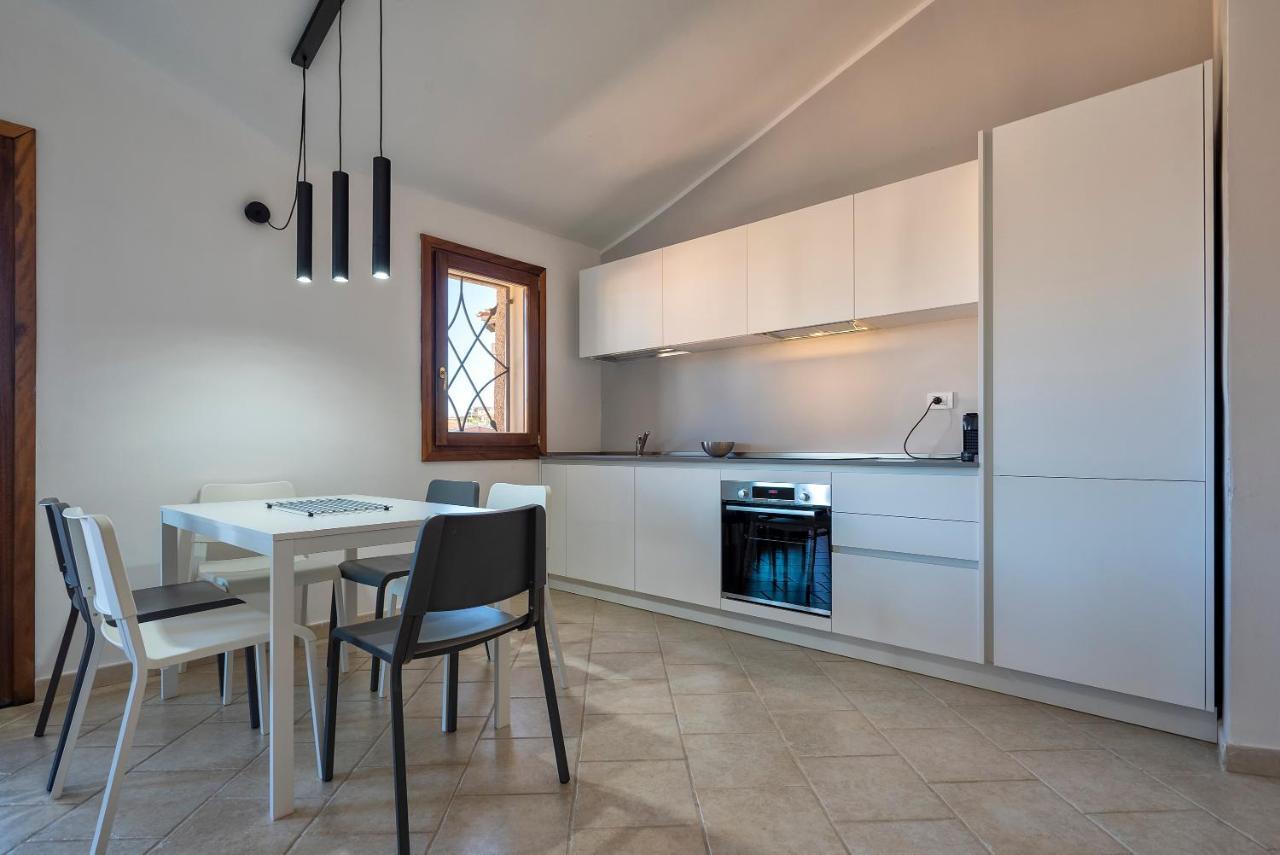 House Of Lens Apartment Golfo Aranci Exterior photo