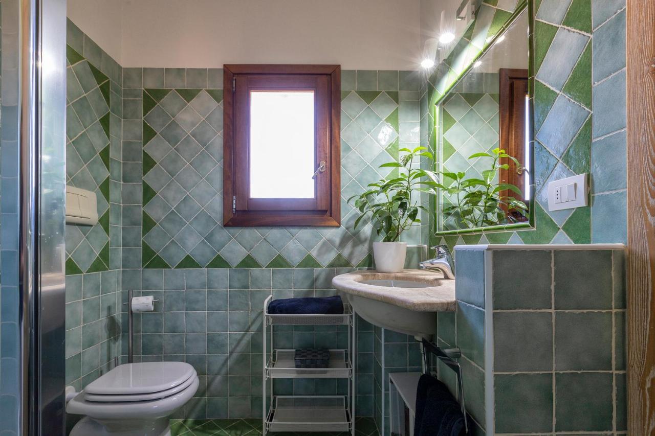 House Of Lens Apartment Golfo Aranci Exterior photo